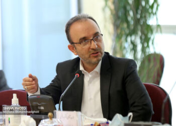 آمادگی نفت و گاز پارسیان برای سرمایه‌گذاری در یکی از میدان‌های نفتی